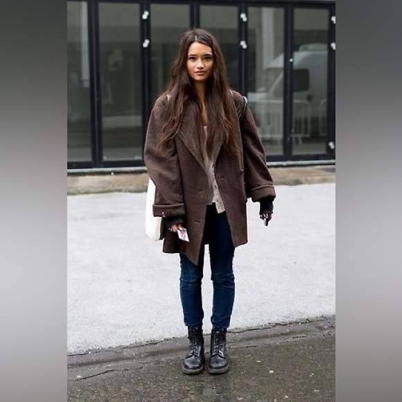 Dr. Martens - Picture 4 of 6